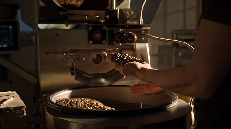 Cafe Station_ holding beans.jpg