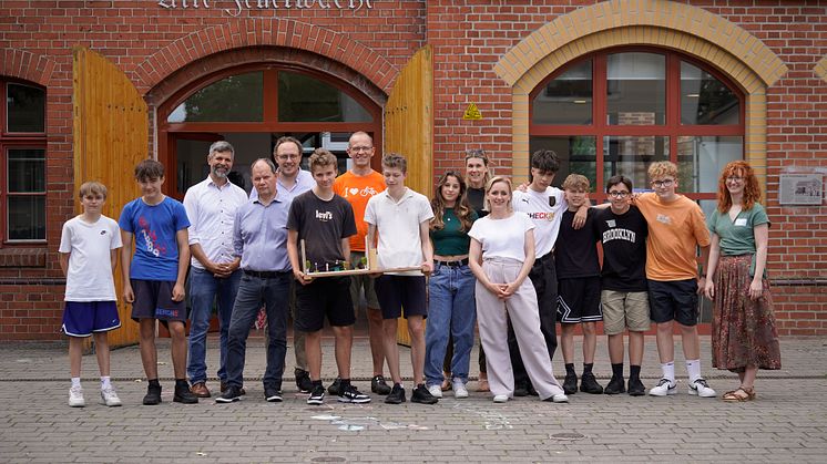 Vom 8. bis 12. Juli fand im Rahmen des NUDAFA-Reallabors für interkommunale Radverkehrsförderung die Projektwoche #bikebuddies mit Schülerinnen und Schülern des Humboldt-Gymnasiums Eichwalde statt. (Bild: Mareike Rammelt / TH Wildau)