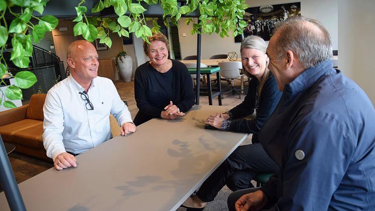 Fra venstre: Kolbjørn Stuvebakken, Trine Maren Skott-Myhre, Lene Conradi og Asbjørn Flo. 