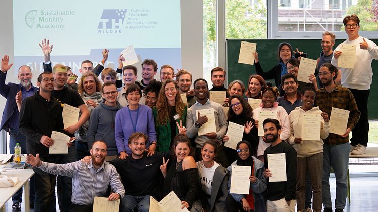 Bei der Sustainable Mobility Summer Academy 2024 der TH Wildau ging es zwei Wochen lang um nachhaltige Mobilität und deren Förderung in Wildau und der Region. (Bild: Julina Rosa Mädrich)