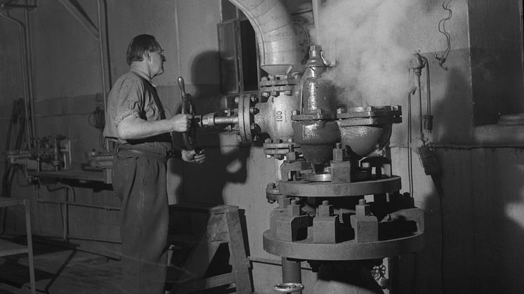 Metallarbetare under 1950-talet. Arkivbild: Alvin, digitalt kulturarv