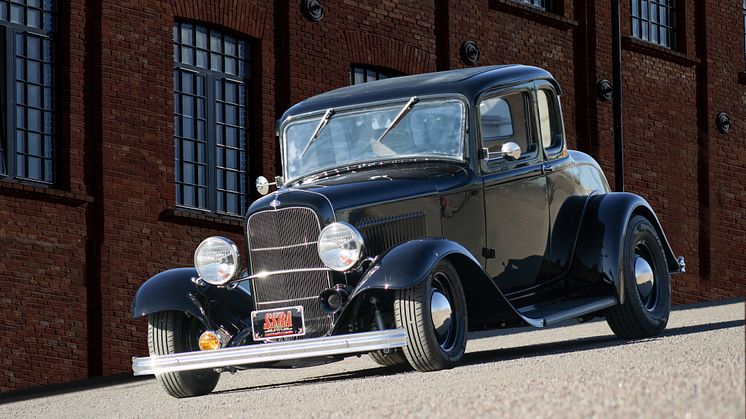 Sir M:s nybyggda replika av en Ford 32:a 5-fönsters kupé hotrod - med elmotor!