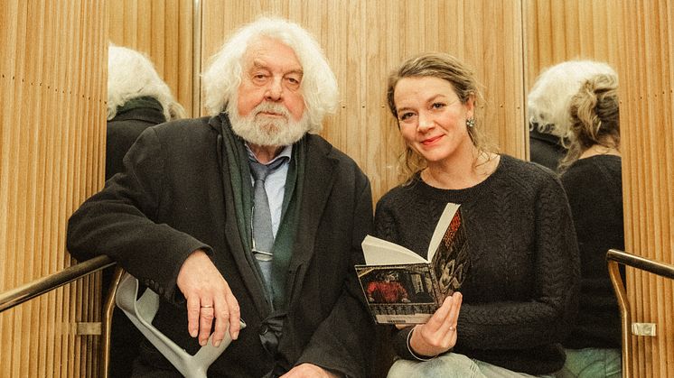 Edvard Hoem er første gjest ut i den nye podkasten Leselaget. Foto: Ole Herman Andersen/Det Norske Teatret.