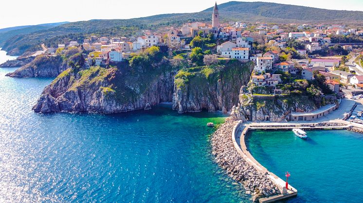 Vrbnik auf der Insel Krk lädt zum Verweilen ein © Jürgen Reichenpfader