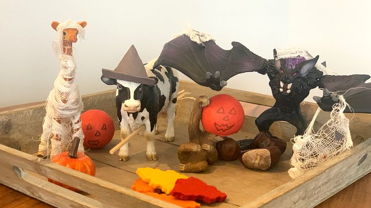Delightfully spooky: Halloween craft ideas for your schleich® characters
