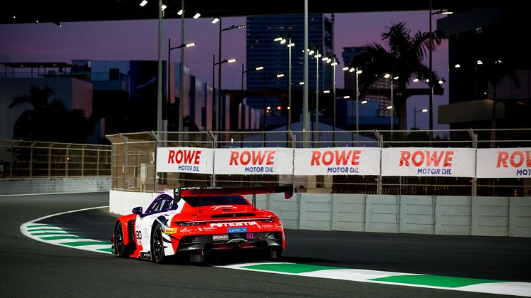 GT World Challenge: Bastian Buus klar til sæsonfinale i Jeddah