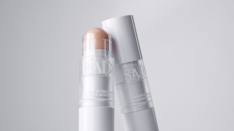 IsaDora’s Wake Up the Glow All Over Dew Stick gives you that glass-skin appearance, without complicated 12-step routines.