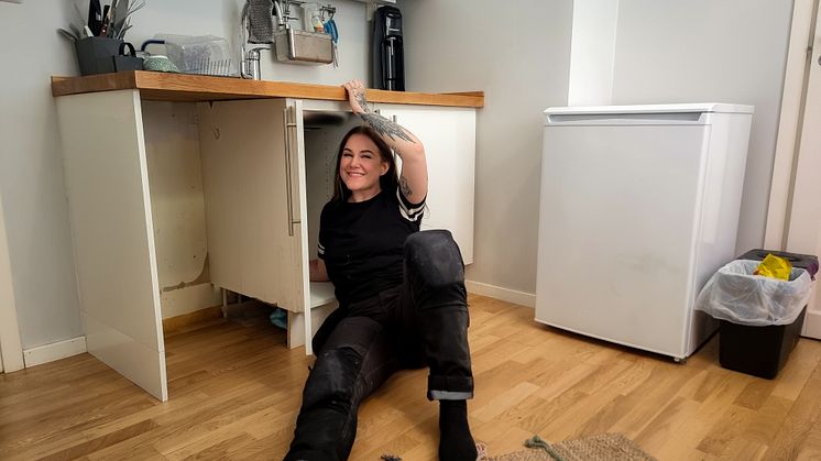 Lisa-Marie fulgte drømmen og byttet ut saksen med rørtang 