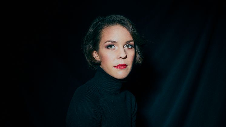 Jazzsångerskan Isabella Lundgren tolkar den amerikanska sångskatten. Foto: Elvira Glänte 