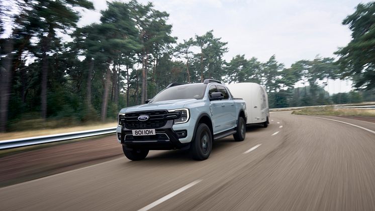Ford Ranger ladattava hybridi (PHEV) maailman ensiesittelyssä Hannoverin autonäyttelyssä  
