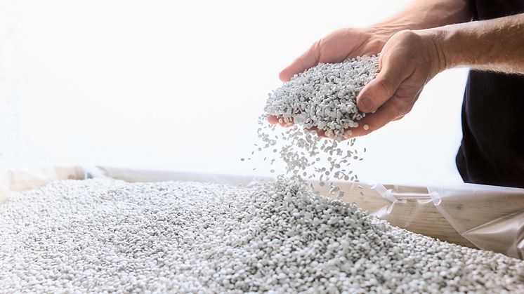 Recycled plastic granulates (PCR) from Trioworld