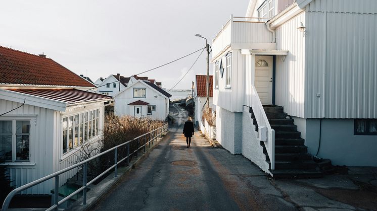 Svag prisnedgång i december men antalet bostadsaffärer ökade kraftigt under 2024 - kommentar till Svensk Mäklarstatistik