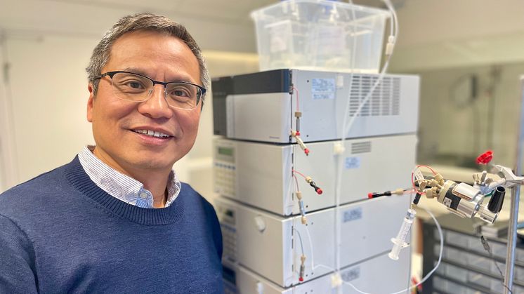 Wen Jiang är vd och grundare av kromatografi-företaget HILICON. Efter rekordomsättning 2023 planerar nu HILICON att lansera nya produkter nästa år och expandera lokalmässigt.