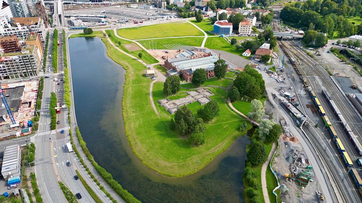 Dronefoto av Middelalderbyen. Foto: Nedim Dizdarevic, Kulturetaten