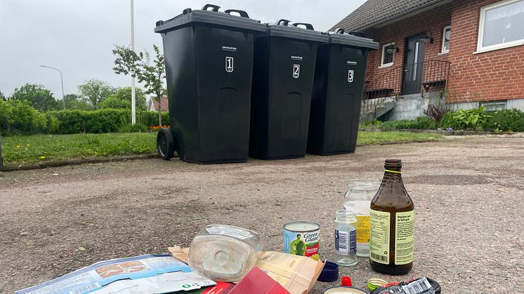 Det kommer vara tre sopkärl vid varje villa i Karlstad senast 2027. Mjölnartorpet blir först ut och där kommer det utredas hur sopkärlen kommer vara dimensionerade och hur ofta de ska tömmas.