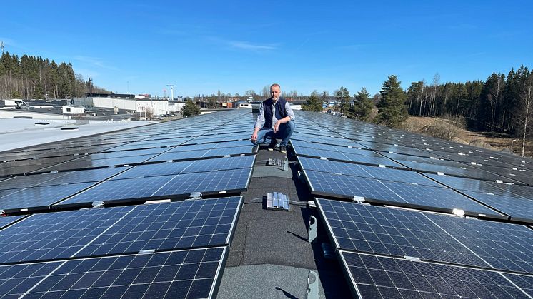 Solcellepaneler på stige­fabrikken i Nässjö