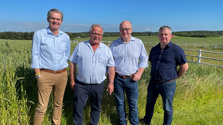 Fra venstre: Mads Kristensen (direktør for biogas i Danish Agro), Allan Bach (formand for Leverandørselskabet Grønt Han Herred A.m.b.a), Flemming Pedersen (formand i Grønt Han Herrred A/S) og Bjarke Laursen (Direktør i Grønt Han Herred A/S)