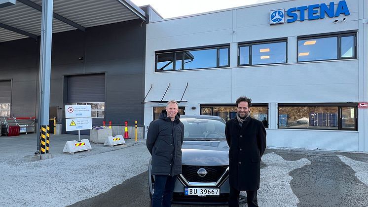 Stena Recycling og Nissan gir brukte elbilbatterier nytt liv - Jon Emil Furuseth fra Stena Recylcling og Stian Thrane fra Nissan Nordic Europe