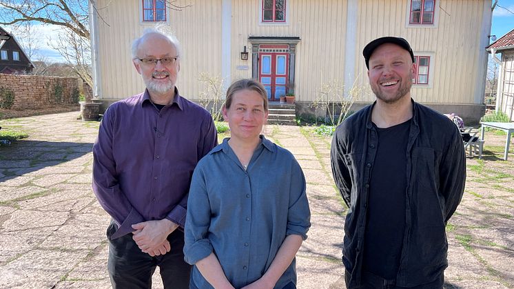 Mathias Lafolie, Kulturchef Kalmar kommun, Kristina Jeppsson, Konstansvarig Kalmar kommun och Olof Svensson, verksamhetsledare Capellagården. Foto: Henrik Svensson