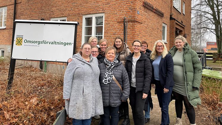 Från vänster: ﻿﻿Kristina Agerius, Birgitta Ljungbeck, Madelene Skog, Anna Björnlund, Birgitta Hardarsson, Liselotte Svensson, Petra Tillgren﻿, Annika Elfving, Tina Thomasson och Malin Wallentheim.