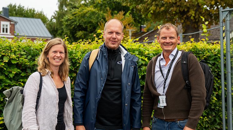Fr. v. Malva Sinclair, projektledare Kulturhuset Möllegården, Ahrne Christiansson, projektledare för renoveringen och Johan Cronvall, platschef på Otto Nilssons Byggnads AB. 