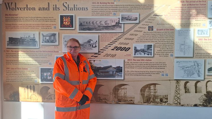 Eileen Rogers, booking office clerk at Wolverton Station