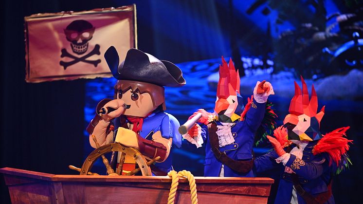 PLAYMOBIL-Pirat singt auf "The Masked Singer"-Bühne