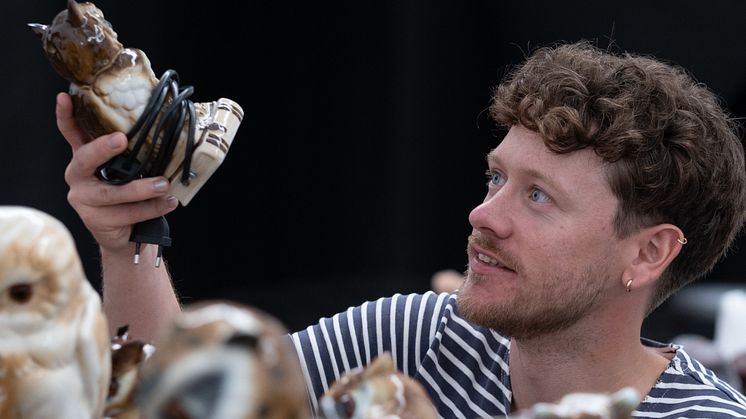 Høstutstillingsprisen på 200 000 kroner går til Oscar Eriksson Furunes for verket «night watch» (2023).