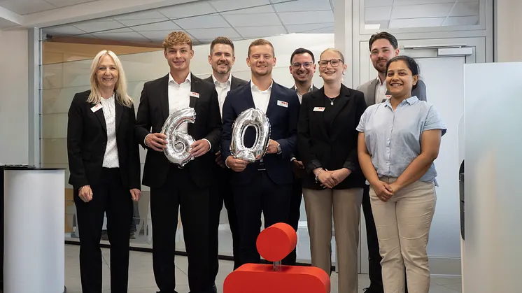 Gruppenfoto in der Sparkasse Bischofslinde
