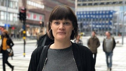 Matilda Eriksson, utredare på Jämställdhetsmyndigheten föreläser under Fadimedagen