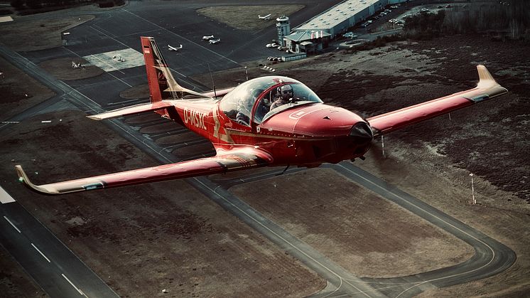 Ein Ultraleichtflugzeug des Typs Breezer Sport, Forschungsflugzeug der TH Wildau, ist nur eines der Highlights des Fachgebiet Luftfahrttechnik der TH Wildau auf der diesjährigen AERO. Bild: Nick Stuckert