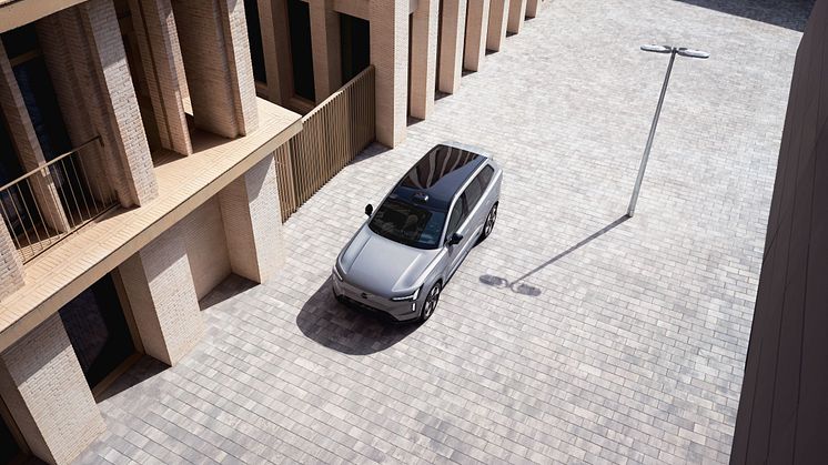 Volvo EX90