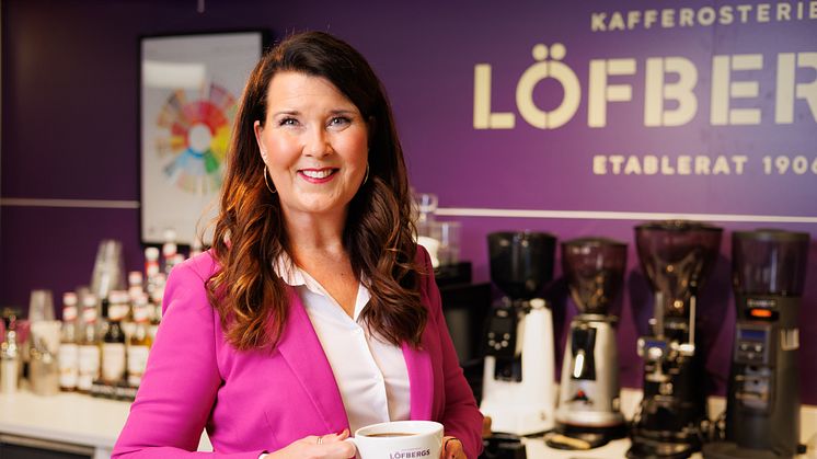 "Liittyminen Löfbergsiin rakentamaan tiimiä, joka edistää jatkuvaa kansainvälistä kasvua, on unelma mahdollisuus", sanoo Trina Törnqvist.
