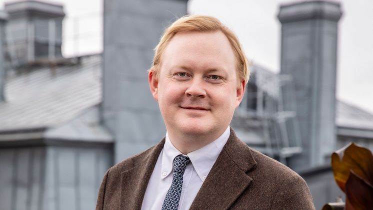 Dennis Wedin (M) vill att Stockholm säger upp avtalet med EasyPark. 