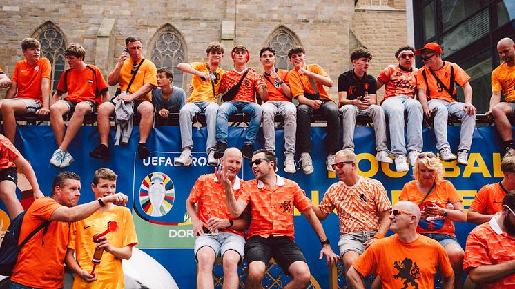 Die Fußball-EM bescherte den Beherbergungsbetrieben im Ruhrgebiet im Juni Rekordwerte. Die Zahl der Übernachtungen aus dem Ausland stieg in diesem Monat um fast 90%. (Foto: RTG/Tim Kramer) 