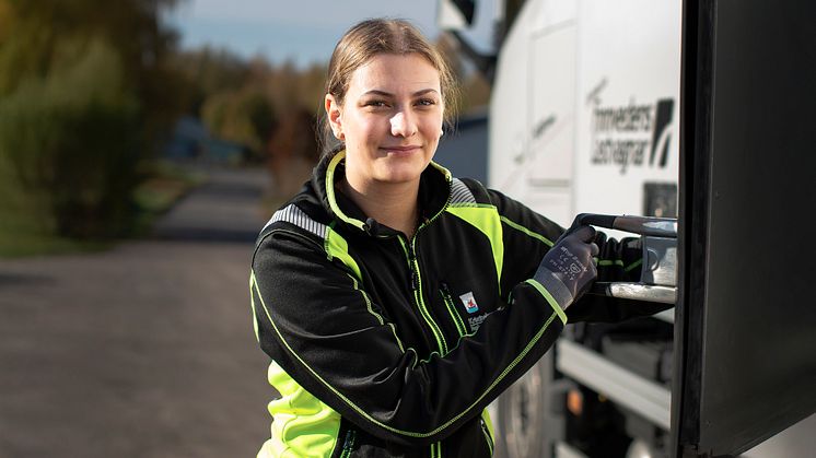 Julia Nylind går inriktning transport på Brogymnasiet. Foto: Linda Dybeck.