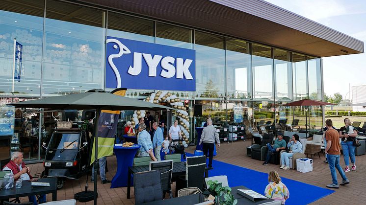 De vernieuwde JYSK in Middelburg trok op de openingsdag veel belangstelling.