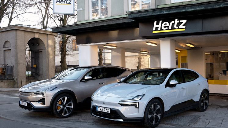 Polestar 3 och 4 finns nu att hyra hos Hertz Sverige