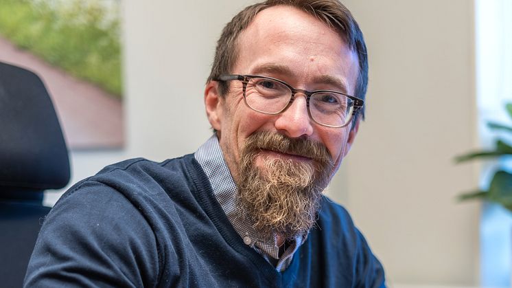 Direktkopplingen mellan beställning och enskild maskin ger en smidigare beställningsprocess, möjlighet till uppföljning ned på kund- och maskinnivå samtidigt som den förenklar kundens vardagslogistik, säger Christian Askland, IT-chef hos Olsson Parts