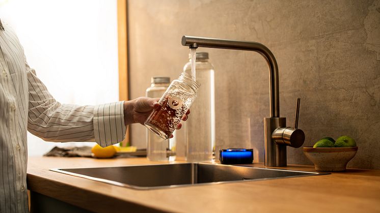 Kitchen Station tap fi;lling.jpg