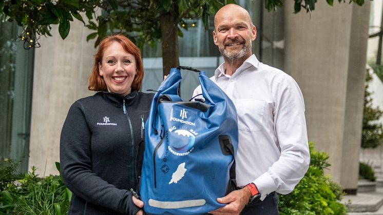 HXBlueBag50.jpg