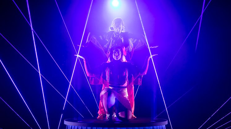 Dramakomedi om frihet och extas – Ny teaterföreställning av Malin Axelsson