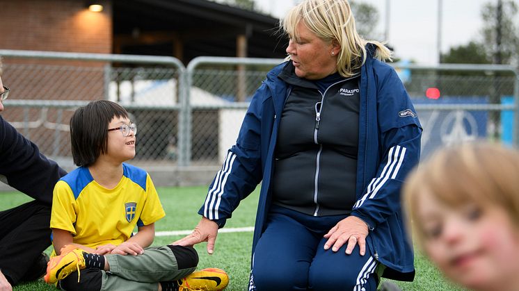 JYSK fördjupar samarbetet med Parasport Sverige och Sveriges Paralympiska kommitté