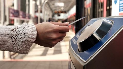 London Northwestern Railway: Update on rollout of pay as you go with contactless technology to 14 stations
