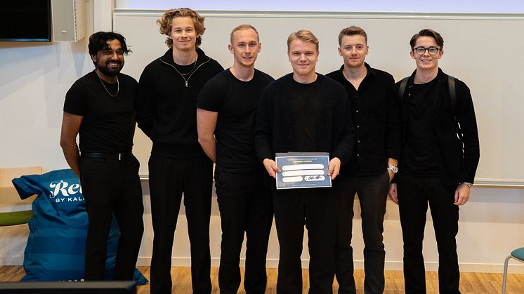Det vinnande laget består av Johannes Nord, Gustaf Nilsson Lindberg, Alex Bandara, Isak Nilsson, Jonathan Pettersson och Joakim Johnsson.