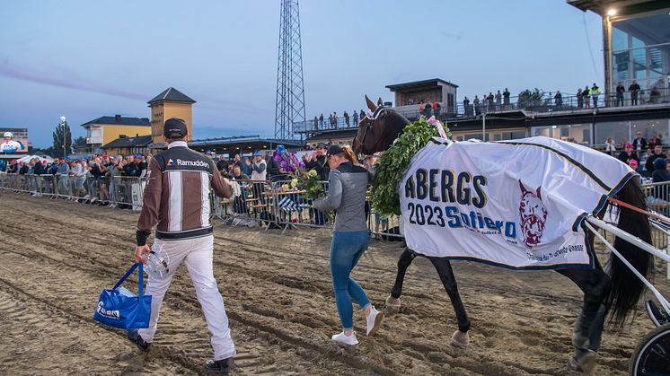 Hail Mary kommer tillbaka för att försvara sin seger från 2023.