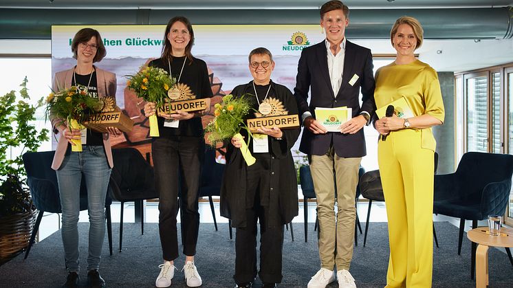 Award-Gewinnerinnen_24-06.jpg