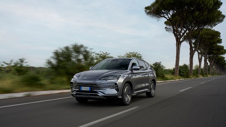 BYD lanserar en tredje version av SEAL U DM-i laddhybrid – Comfort med upp till 125 km elektrisk räckvidd