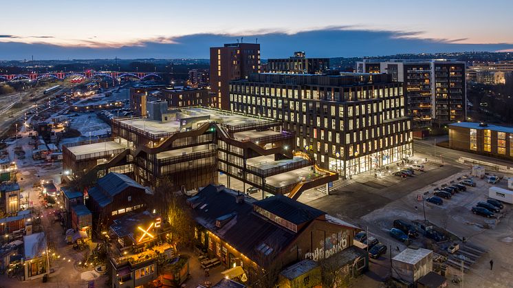 Lidls nye hovedkontor i Aarhus er certificeret med både DGNB-Platin og DGNB-Diamant, og modtager nu Årets Bæredygtighedspris. Foto Adam Mørk.