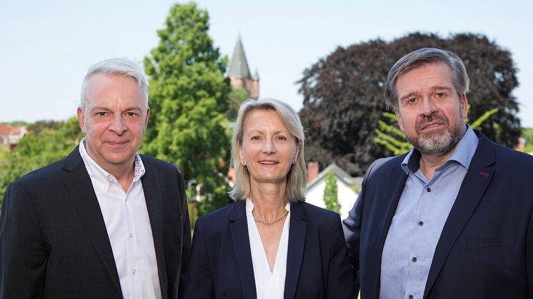 Der Vorstand der Ammerländer Versicherung, Gerold Saathoff (v.li.), Christine Lühr-Boekhoff und Axel Eilers blicken auf ein positives Geschäftsjahr 2022 zurück. 
